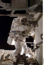 2007 iss014e13061.jpg (525041 octets)
