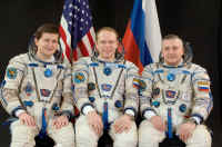 2007 tma10 crew.jpg (358725 octets)