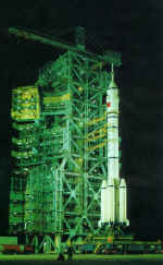 shenzhou CZ 2F pad night 02.jpg (165919 octets)