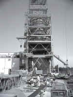 MSFC J2 test stand 162977.jpg (377573 octets)