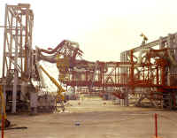 MSFC swingarm test 163027.jpg (487716 octets)