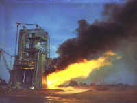 saturn5 1965 F1 test MSFC.jpg (315986 octets)