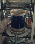 saturn5 S4B fabrication assemblage 01.jpg (353125 octets)