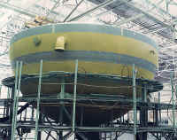 saturn5 S4B fabrication dome arriere.jpg (415618 octets)