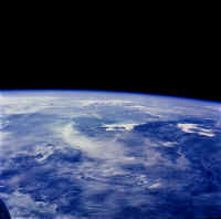 g09_s66_37907.jpg (218854 octets)