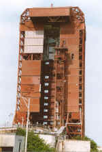 LC13 service tower 1996.jpg (111115 octets)