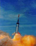 LJ5A launch.jpg (63491 octets)