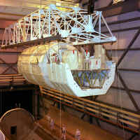 STS9 integration spacelab aout 1983d.jpg (176354 octets)