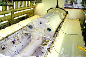 1998 STS90 KSC-98EC-0343.jpg (186546 octets)