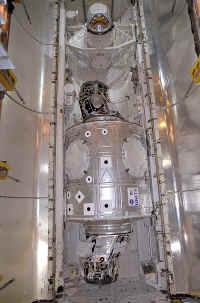 1988 STS95 98PC-1731.jpg (719467 octets)