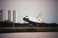 STS99 KSC-00PP-0255.jpg (163480 octets)