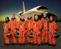 STS121crew.jpg (110869 octets)