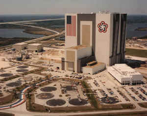 VAB avril 1977 KSC-377C-0082.JPG (113131 octets)