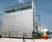 VAB door 2006 06.jpg (99565 octets)