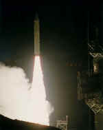 SLC6 1997 Lewis launch.jpg (65536 octets)