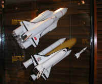 musee lanceurs 04.jpg (84795 octets)