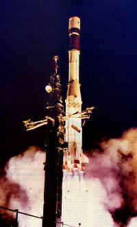 1983 L7 launch.jpg (98304 octets)