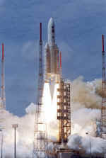 1998 V112 launch 01.jpg (138678 octets)