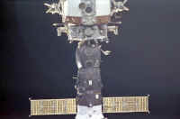 1995 STS63 progress M25.jpg (35151 octets)