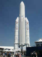 MAE ariane 5.jpg (58352 octets)