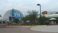 futuroscope dome 02.JPG (56301 octets)