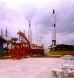 KSC visitor 1977.jpg (131407 octets)