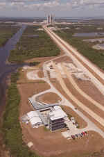 2000 LC39 observation gantry 02.jpg (874062 octets)